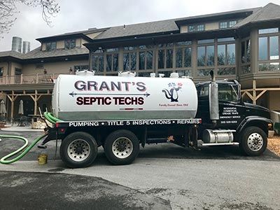 Septic-pumping-at-commercial-location-400w